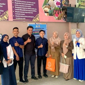STIE Riau AKBAR Kunjungan Sosialisasi ke SMK Perbankan Riau